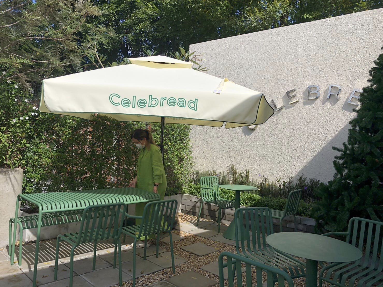 CELEBREAD